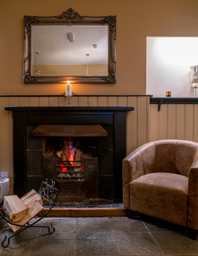 The Kings Head House Bed & Breakfast Stonehouse  Exterior photo